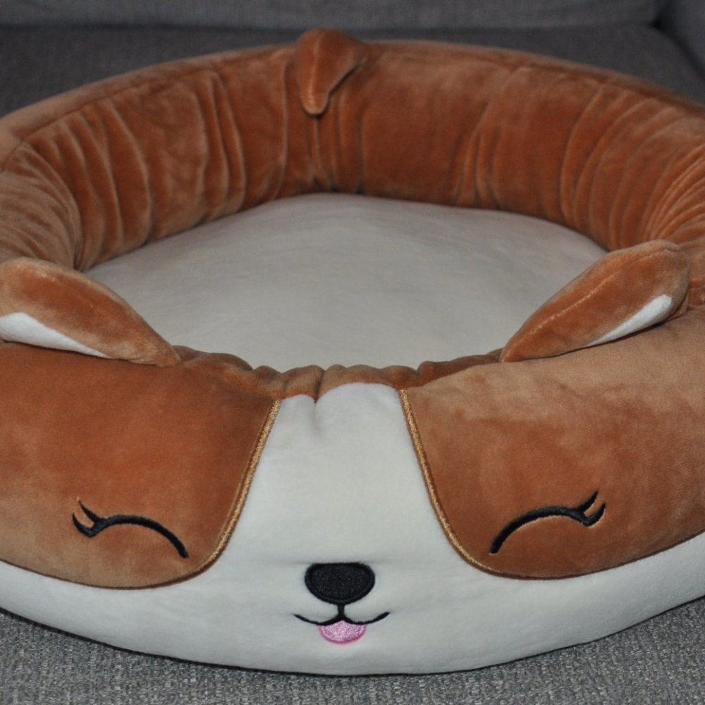 New With Tag 18" Squishmallow Regina Dog Corgi Pet Bed